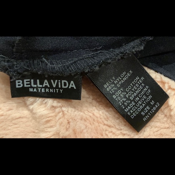 Black maternity shorts - Picture 3 of 5